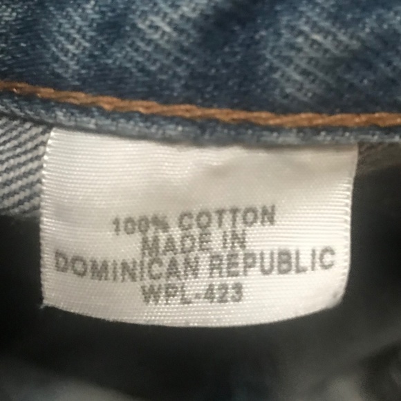 Levi's 501 Jeans. Made in Dominican Republic - Picture 3 of 3